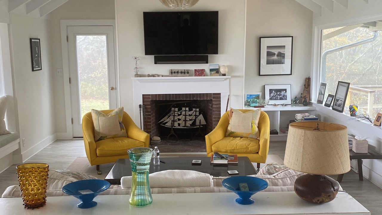 Photo of Livingroom in Chilmark