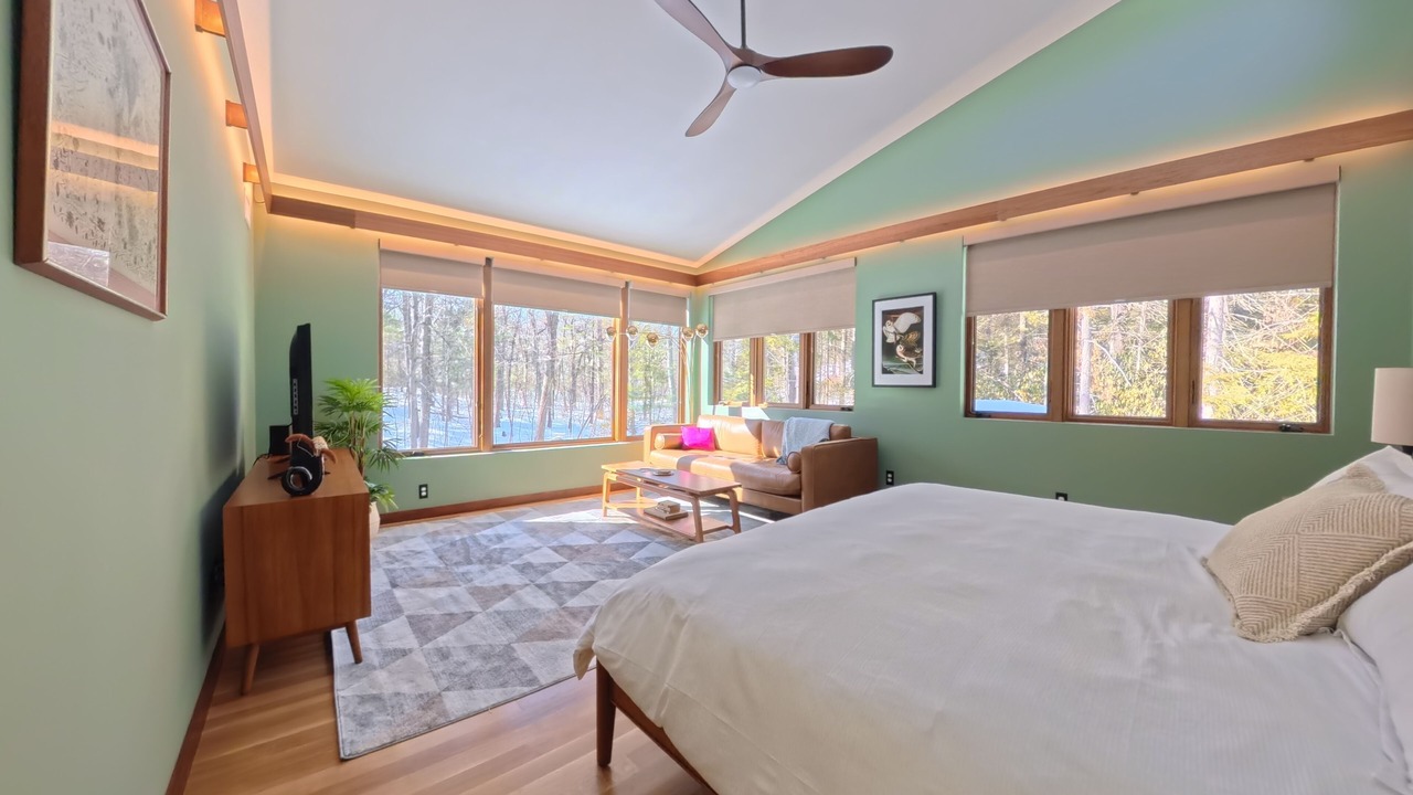 Photo of Bedroom in Stoneham