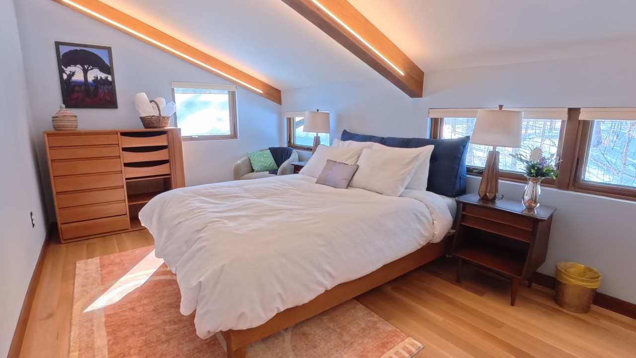 Photo of Bedroom in Stoneham