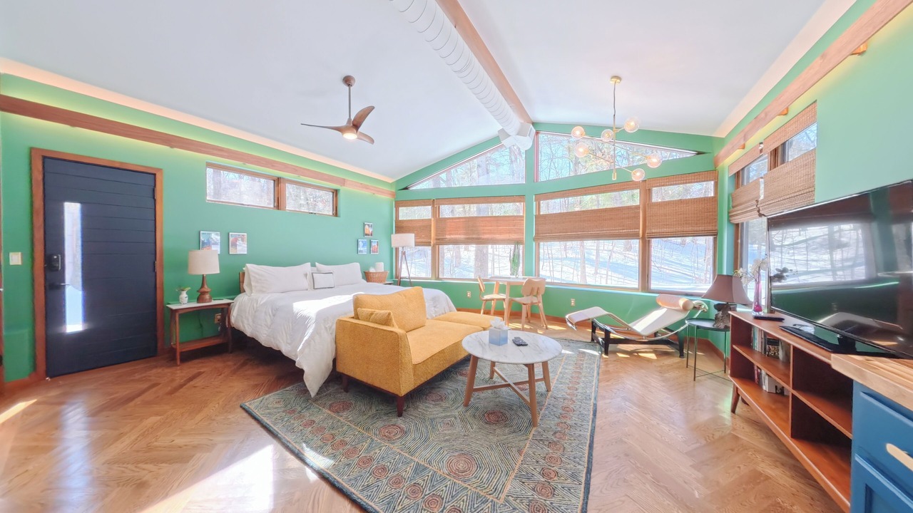 Photo of Bedroom in Stoneham
