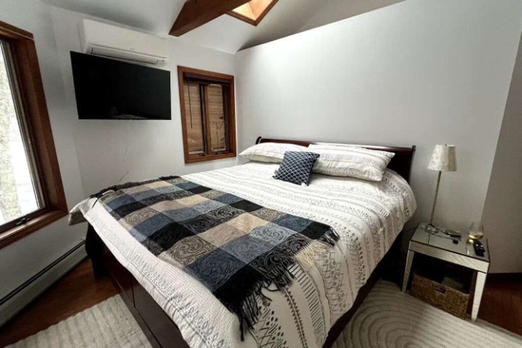 Photo of Bedroom in Poultney