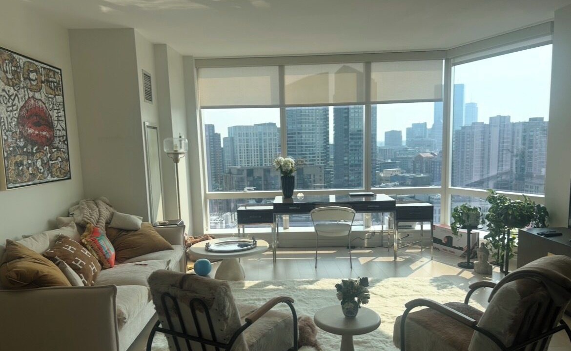 Photo of Livingroom in Downtown Boston