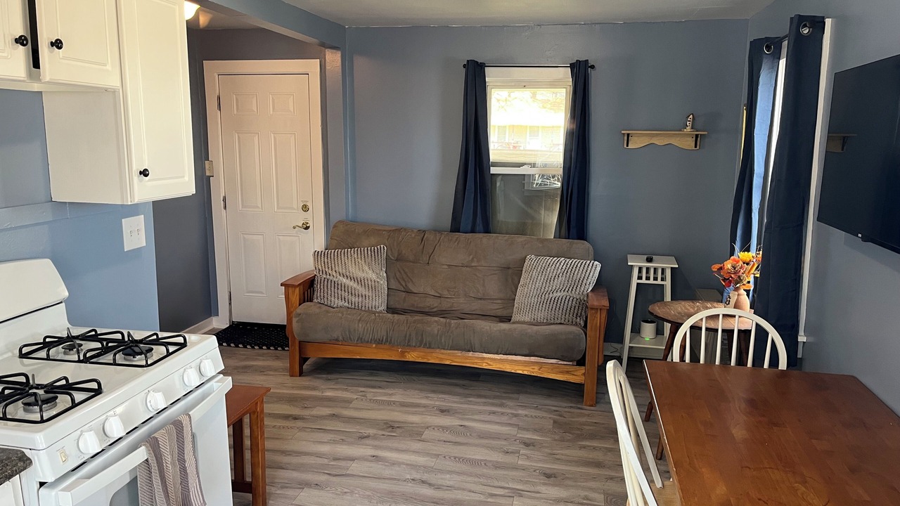 Photo of Livingroom in Schuyler Falls