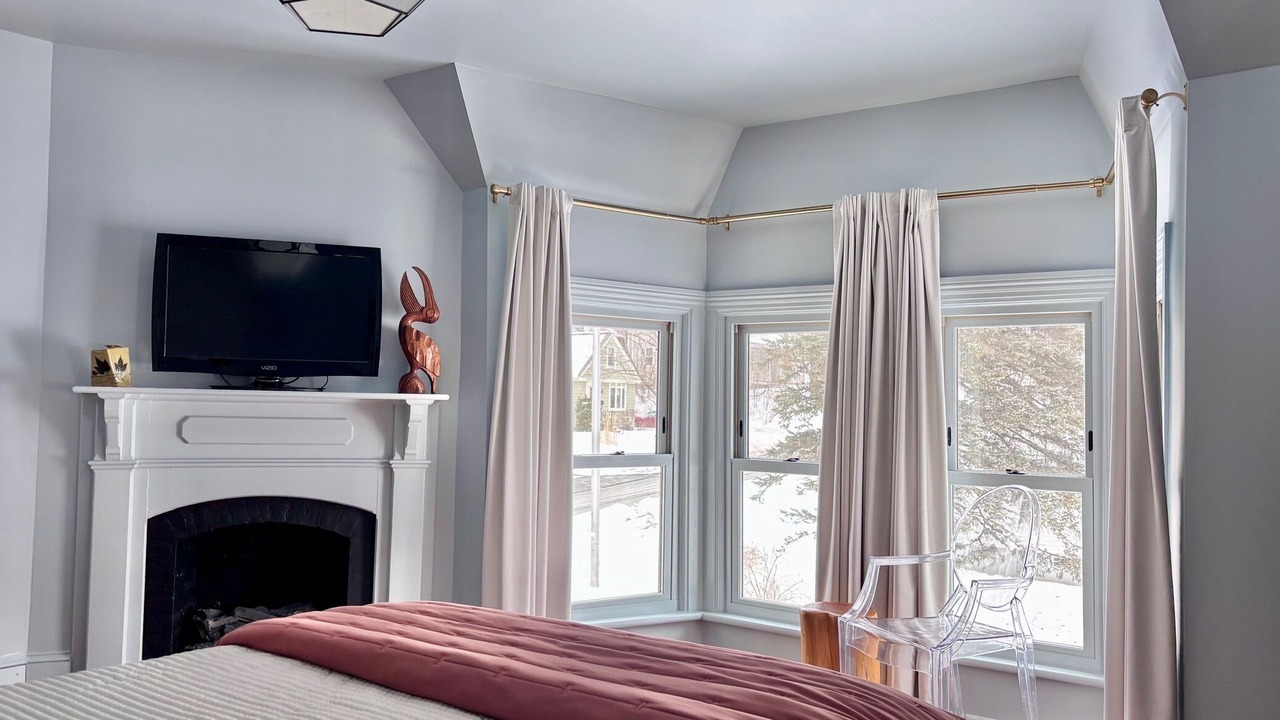 Photo of Bedroom in Lenox