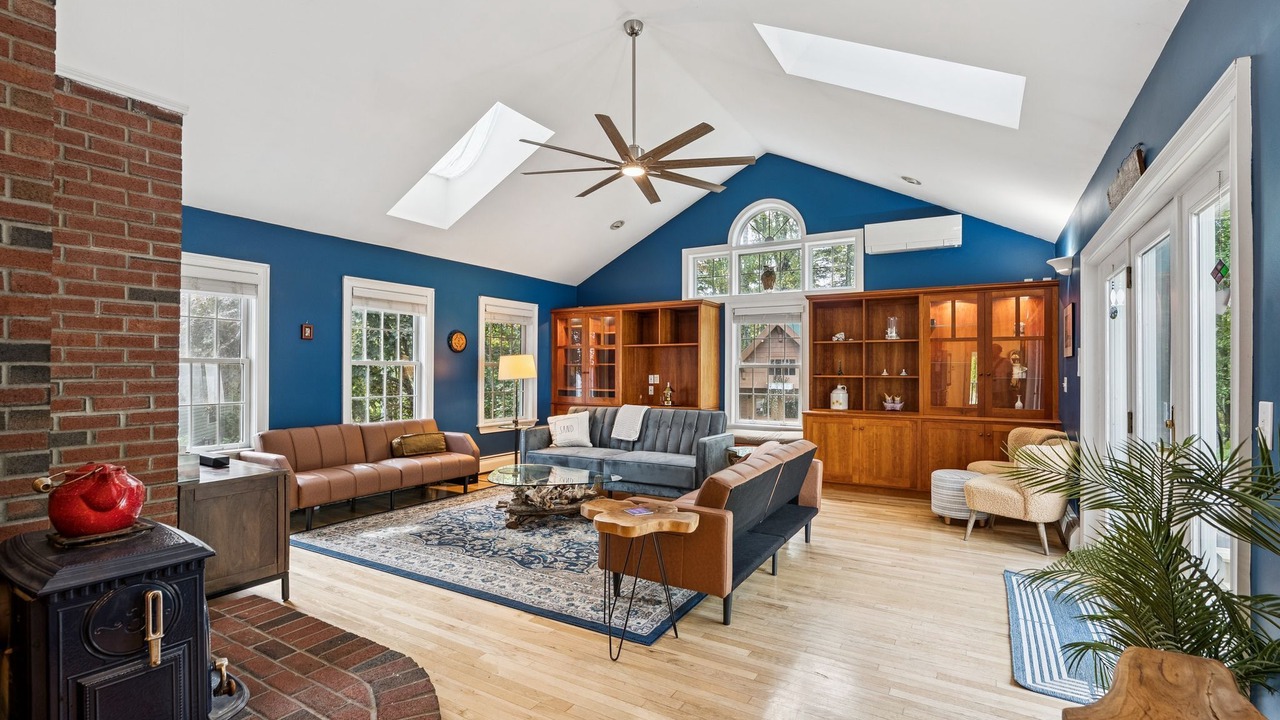Photo of Livingroom in Kennebunk