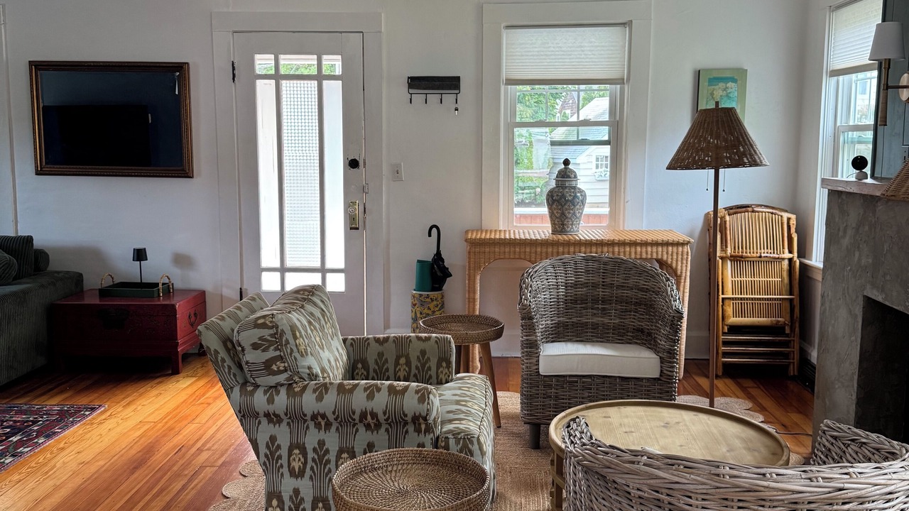 Photo of Livingroom in Dartmouth