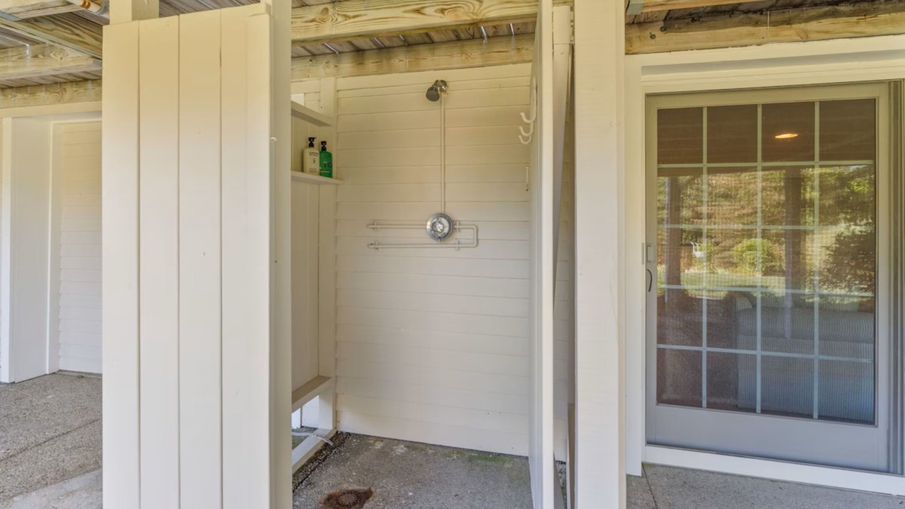Photo of Outdoor in Popponesset