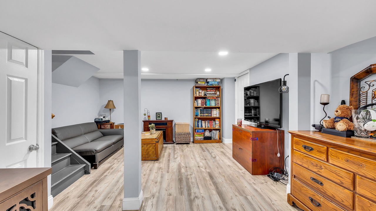 Photo of Livingroom in Melville