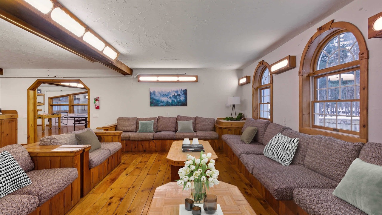 Photo of Livingroom in West Dover