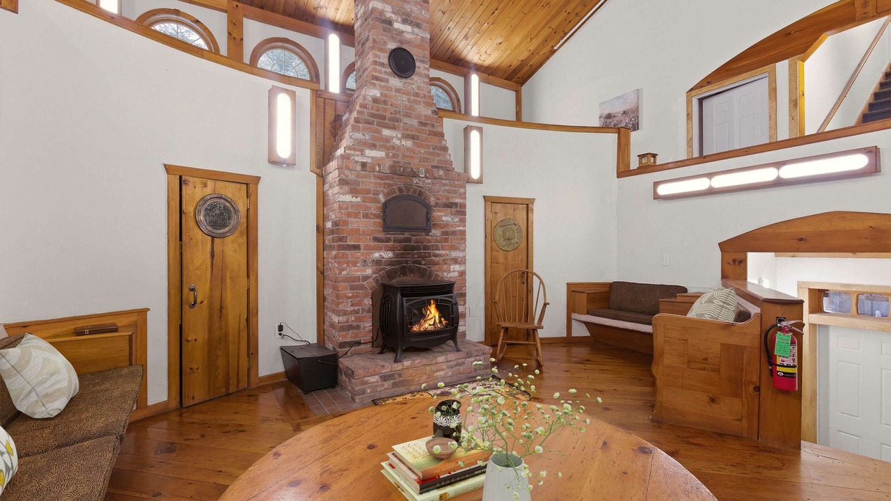 Photo of Livingroom in West Dover