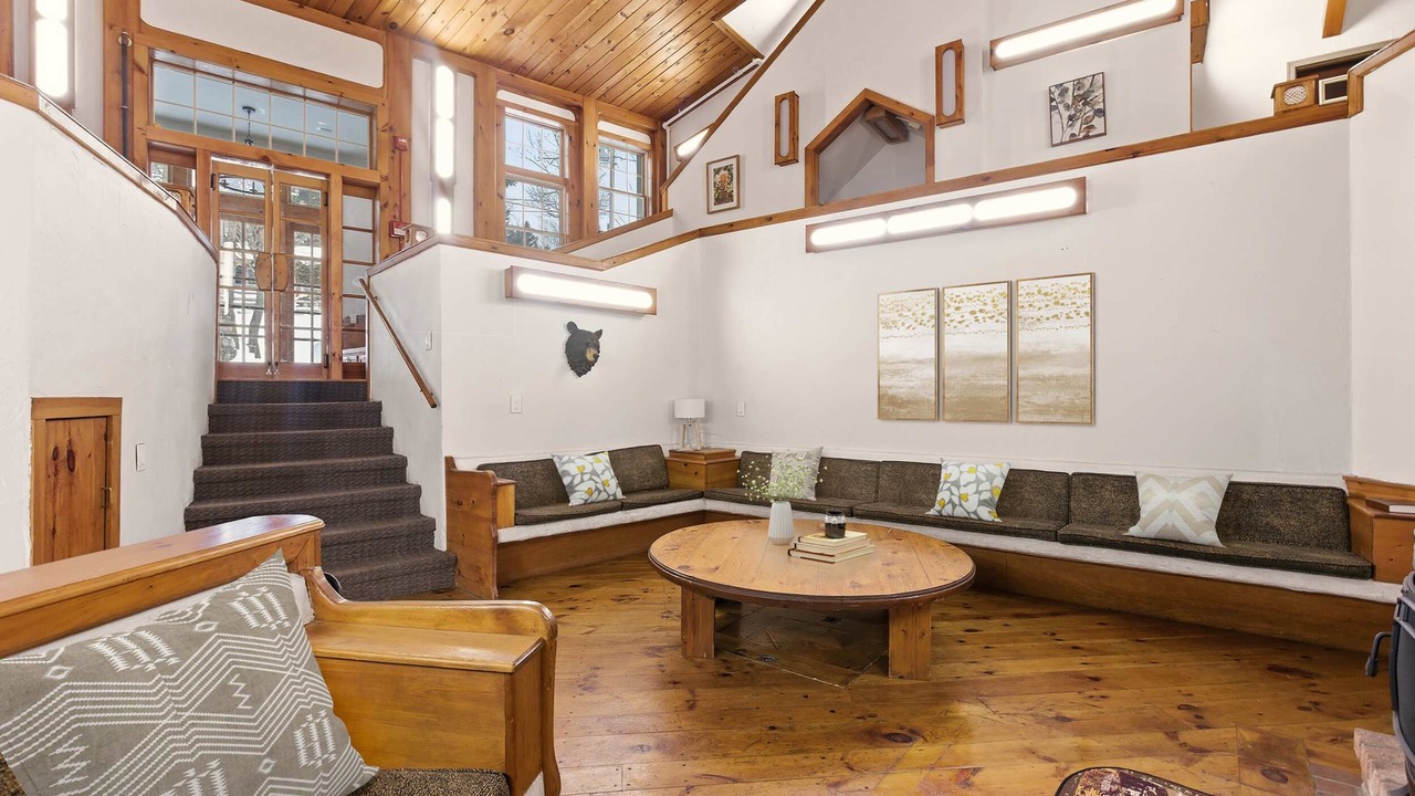 Photo of Livingroom in West Dover
