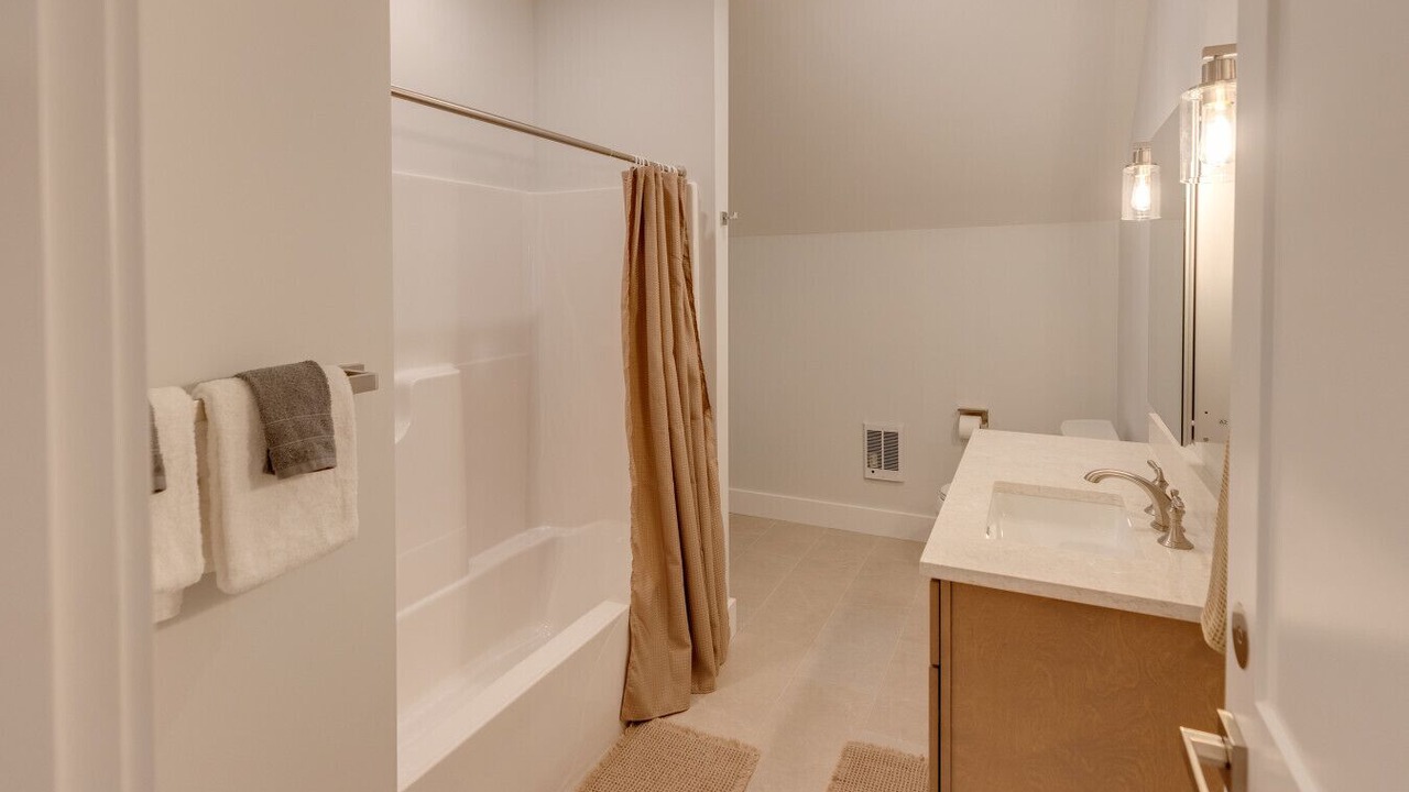 Photo of Bathroom in North Woodstock
