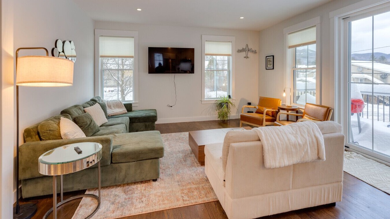 Photo of Livingroom in North Woodstock