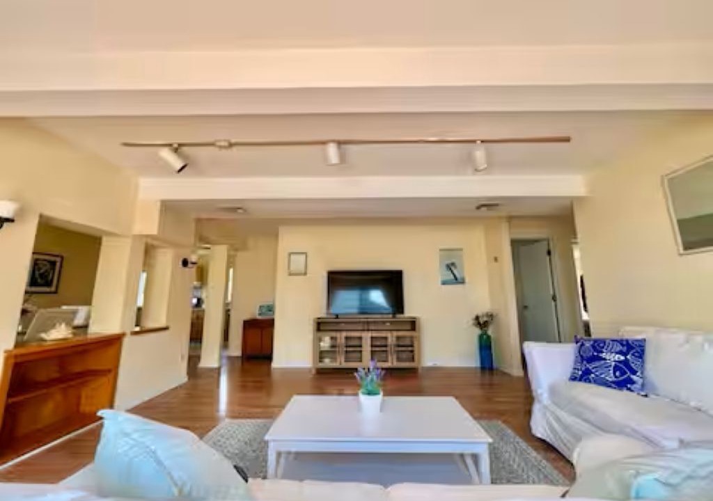 Photo of Livingroom in Milford