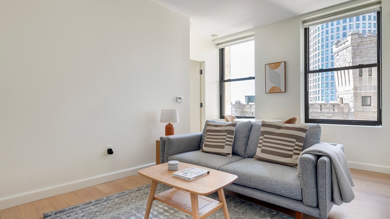 Photo of Livingroom in Bay Village