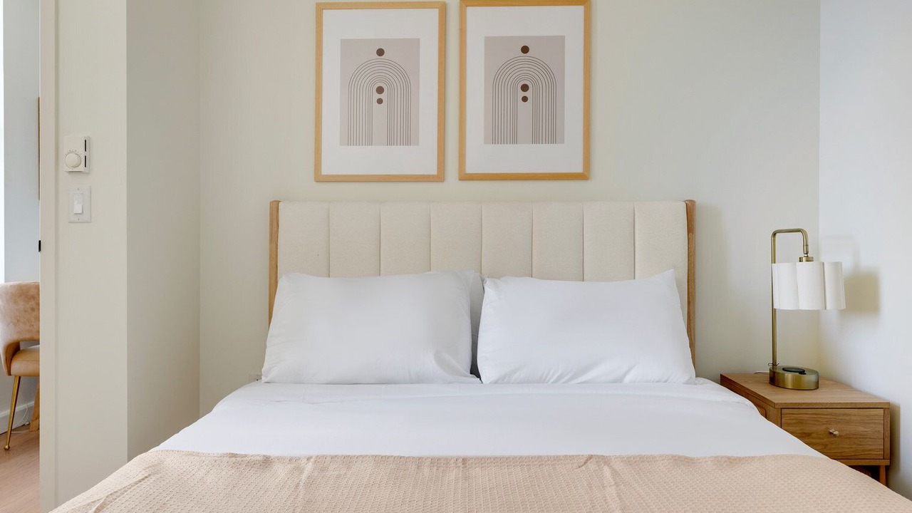 Photo of Bedroom in Bay Village