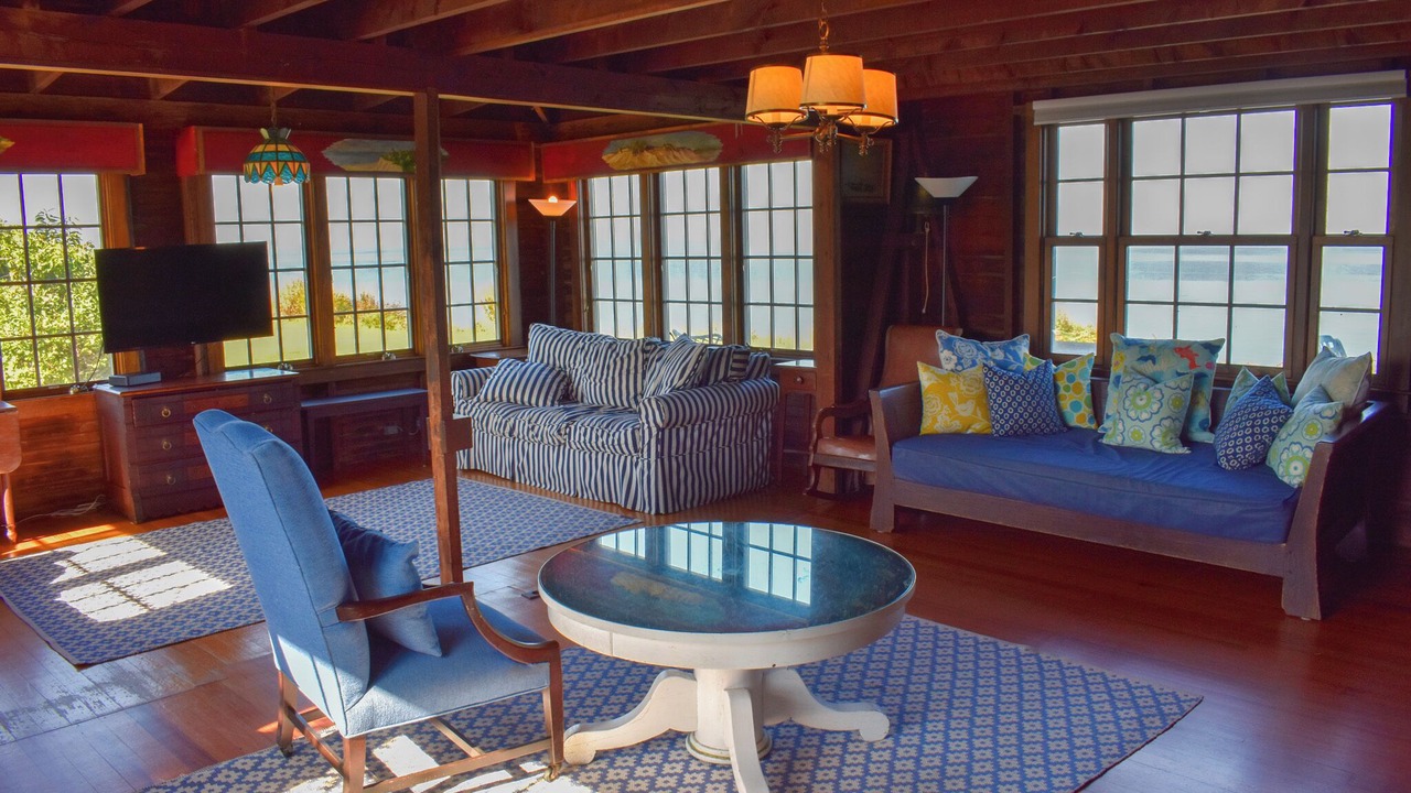 Photo of Livingroom in Dennis