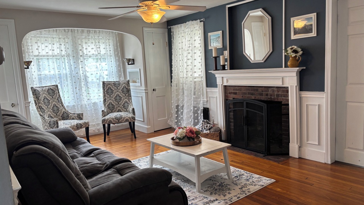 Photo of Livingroom in Warwick