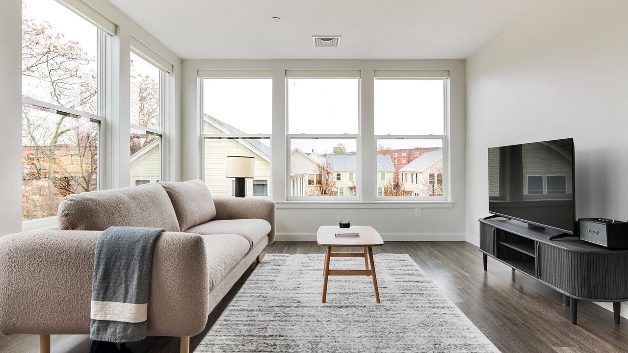 Photo of Livingroom in North Cambridge