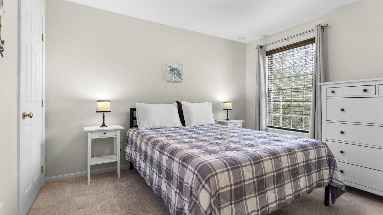 Photo of Bedroom in Salsbury Cove