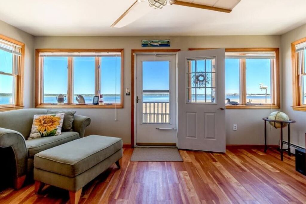 Photo of Livingroom in Seabrook