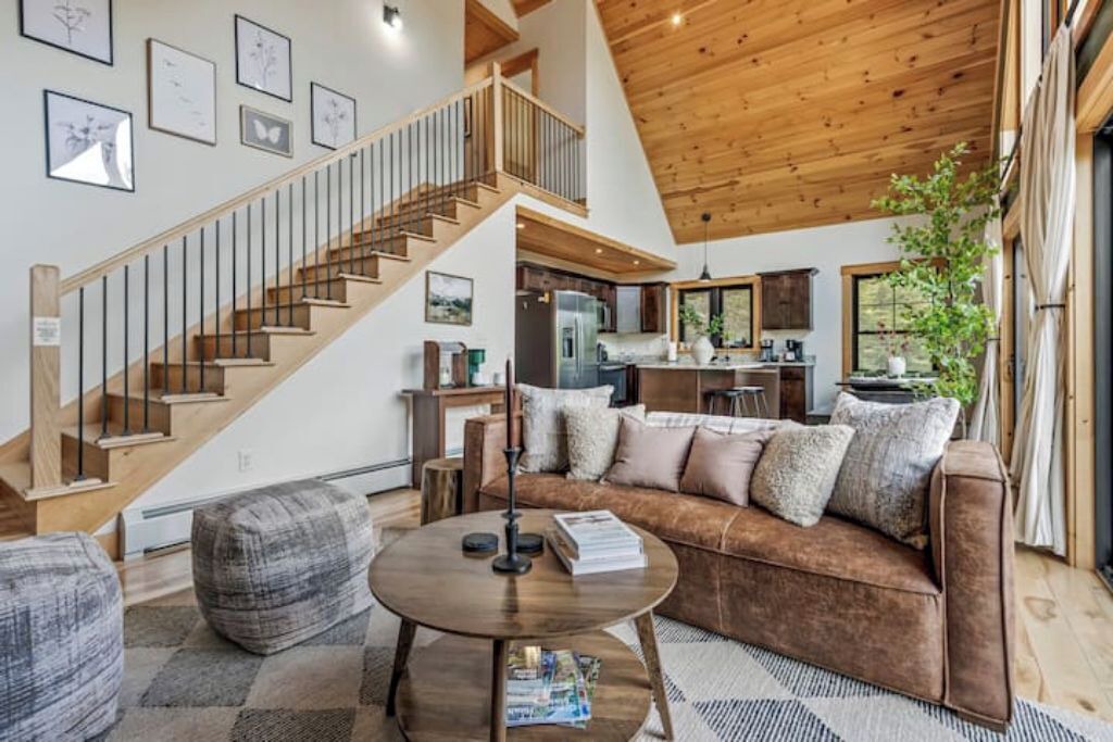 Photo of Livingroom in Bryant Pond
