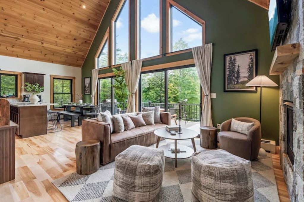 Photo of Livingroom in Bryant Pond