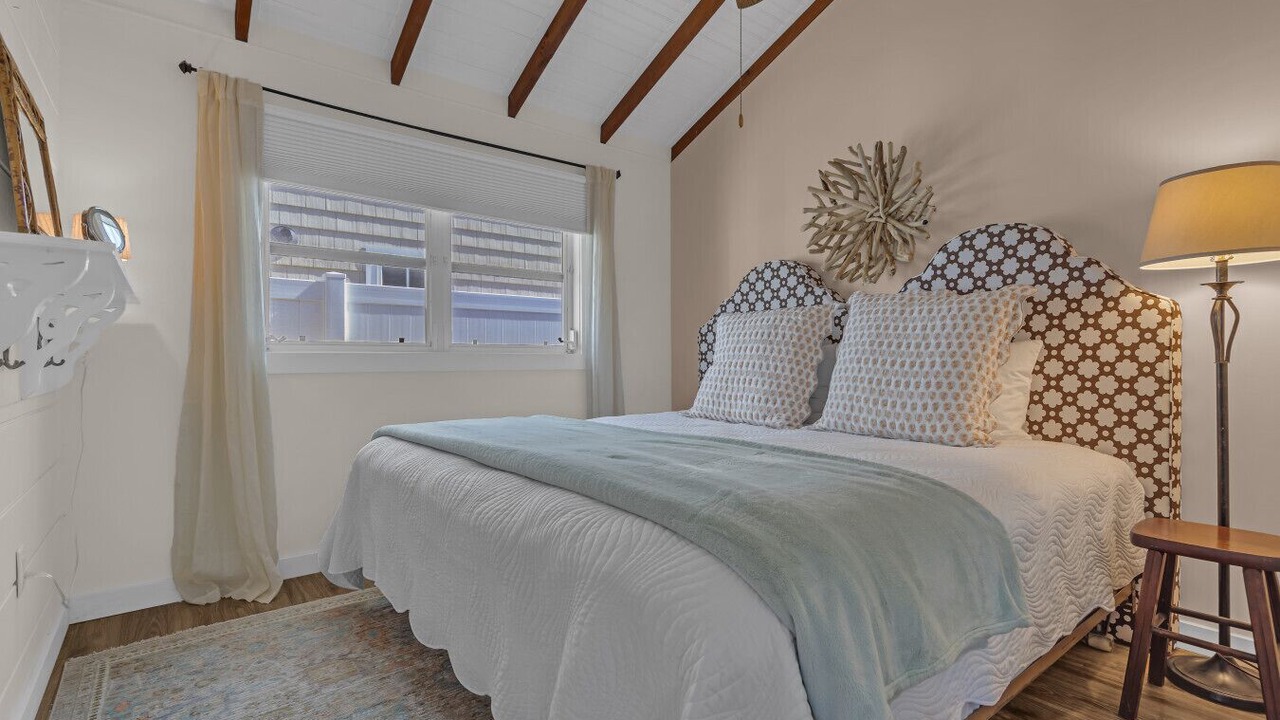 Photo of Bedroom in Dover Beaches North