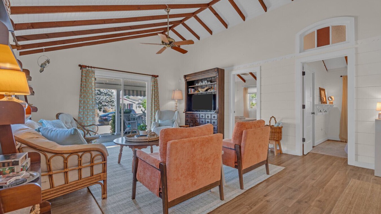 Photo of Livingroom in Dover Beaches North