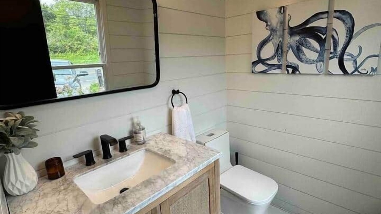 Photo of Bathroom in Greenport West