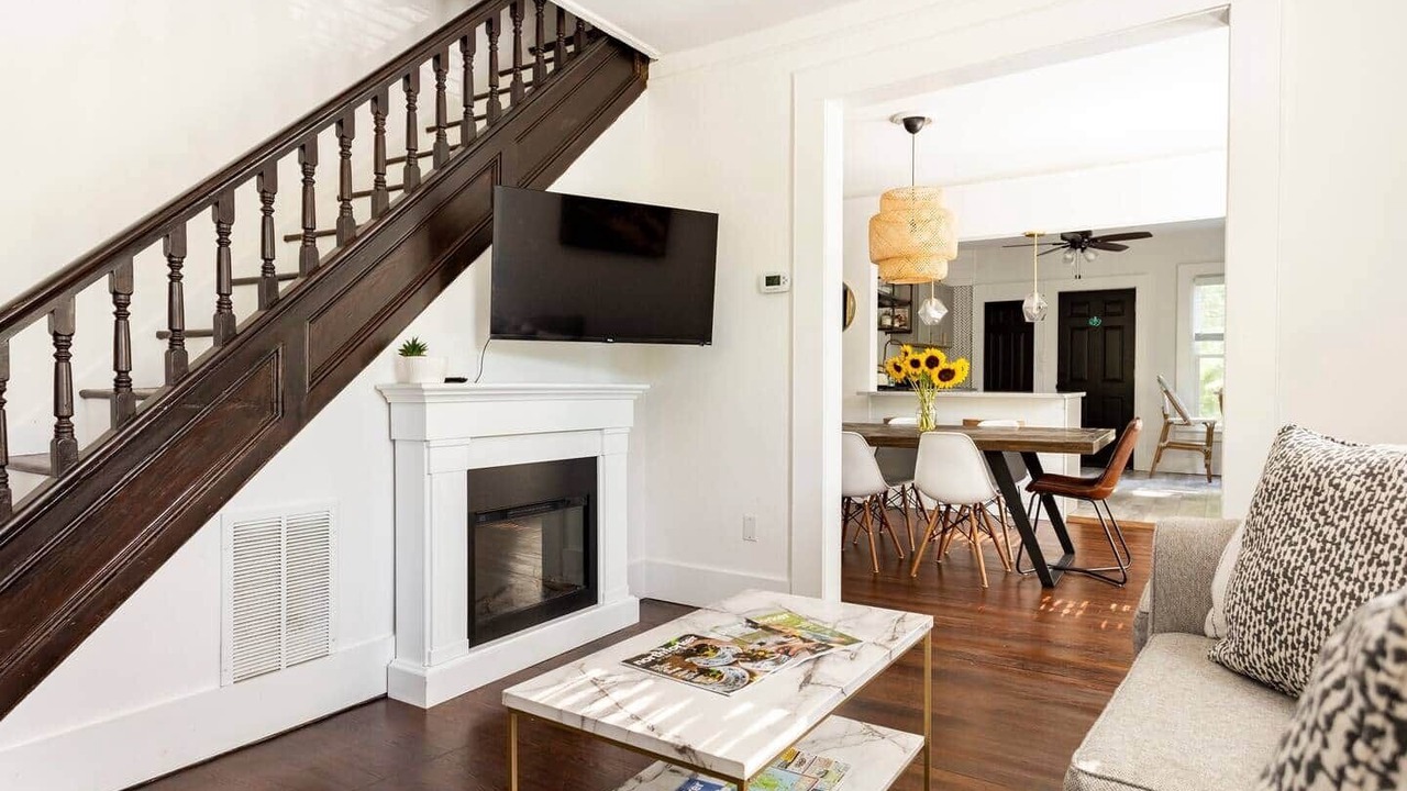 Photo of Livingroom in Greenport West