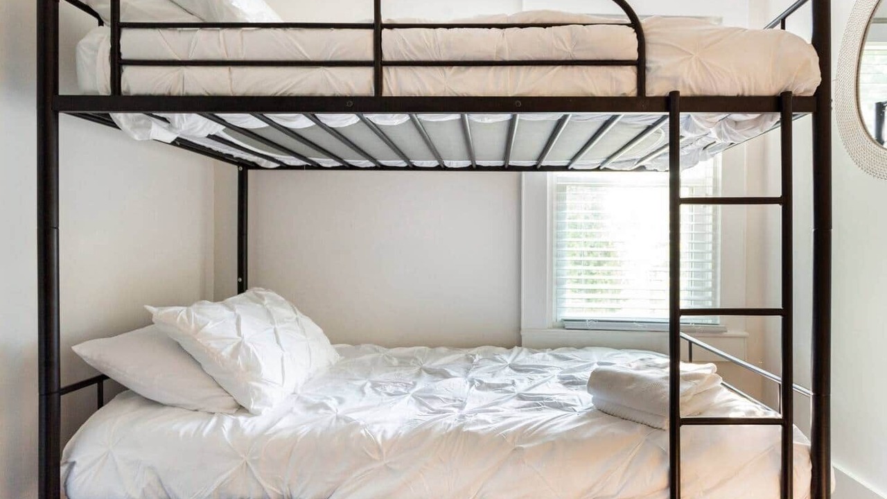 Photo of Bedroom in Greenport West