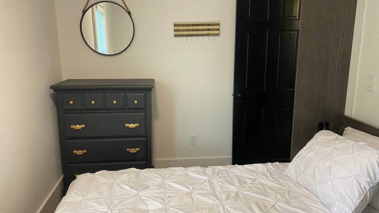 Photo of Bedroom in Greenport West