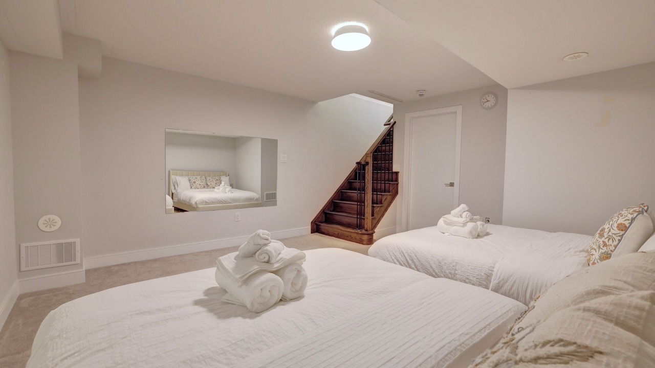 Photo of Bedroom in Lakeview