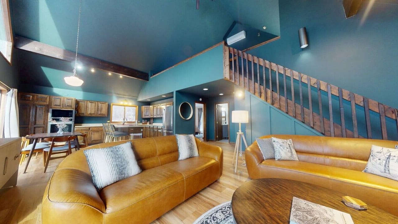 Photo of Livingroom in Manchester Center