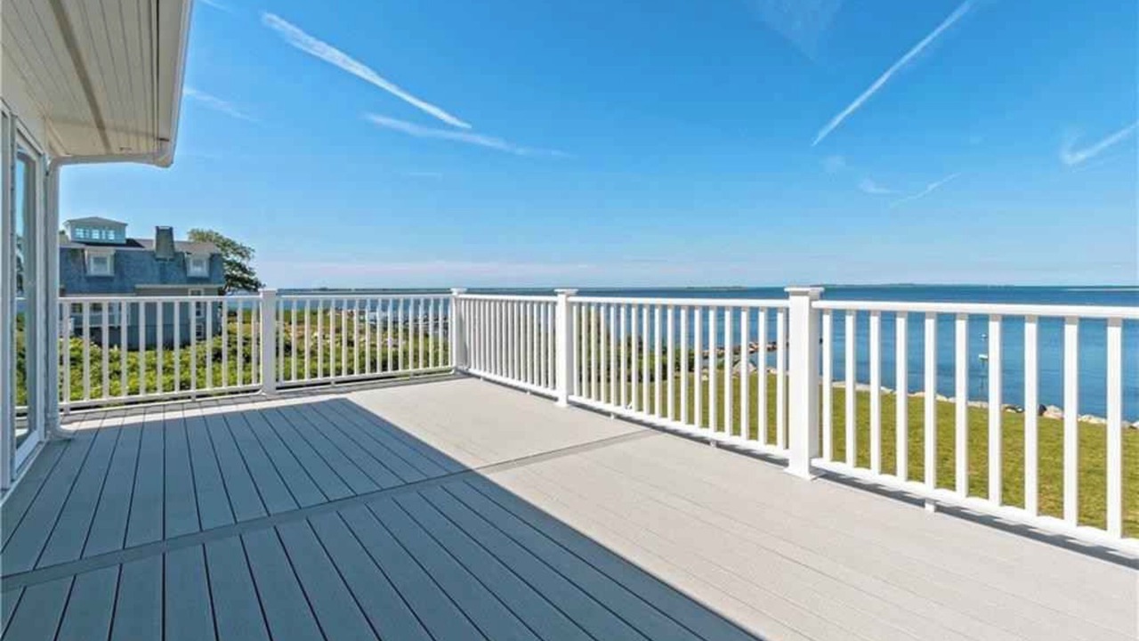 Photo of Patio Balcony in Pawcatuck
