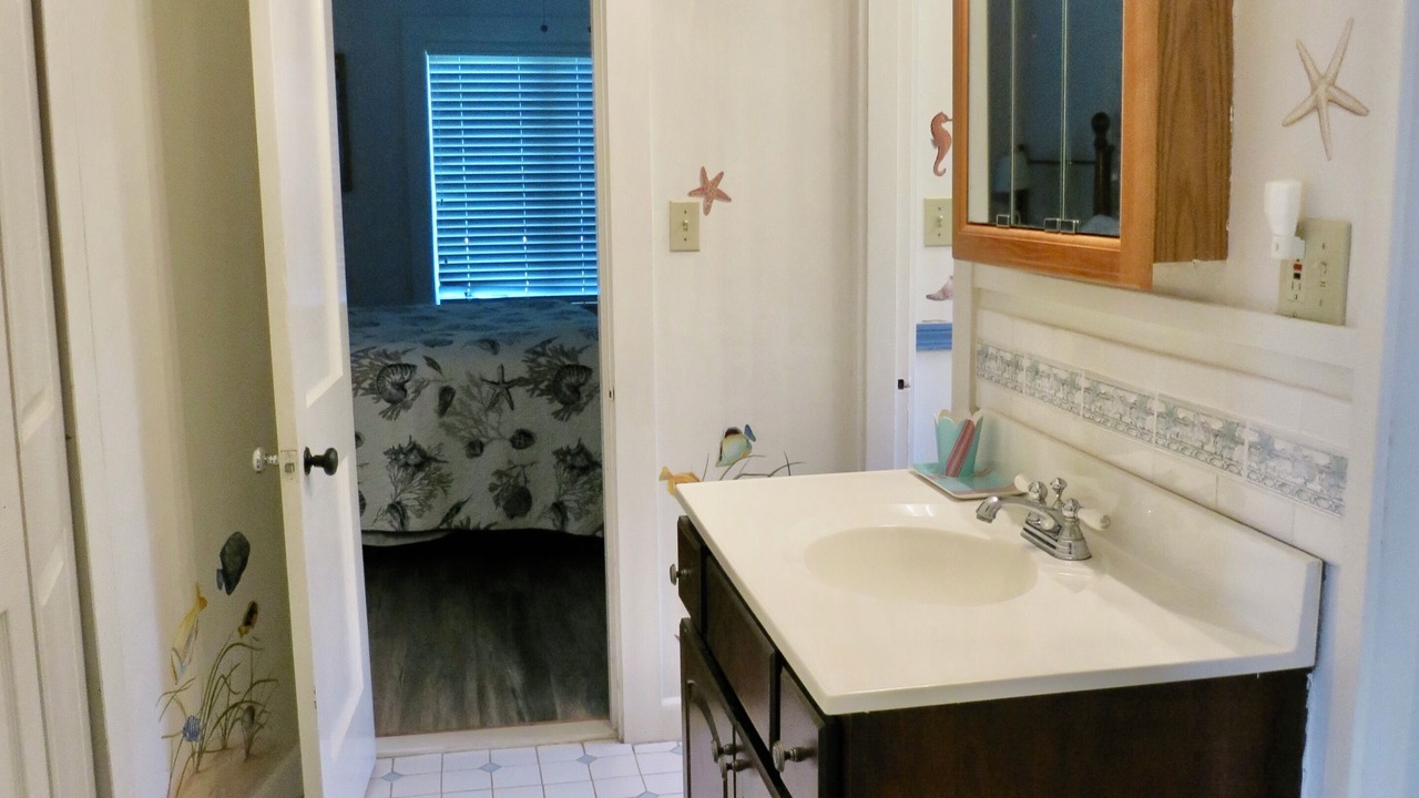 Photo of Bathroom in Katama