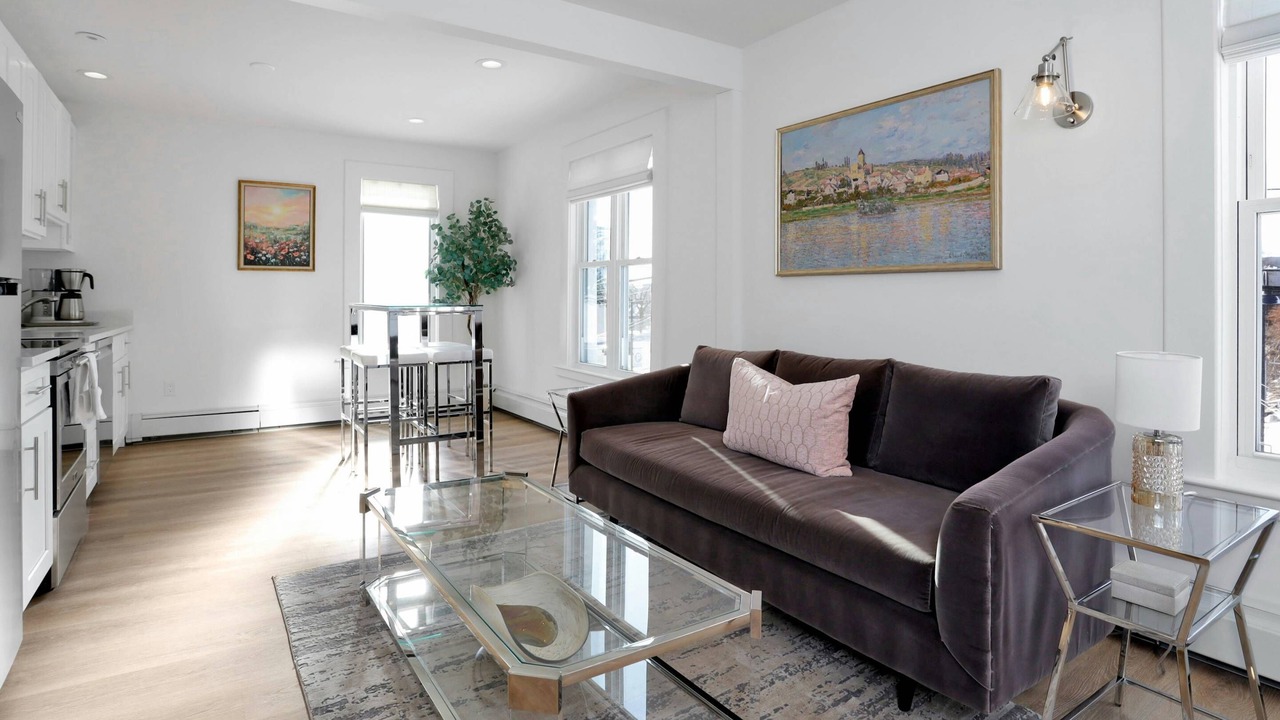 Photo of Livingroom in Stamford