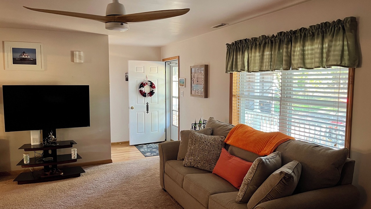 Photo of Livingroom in Rock Hall
