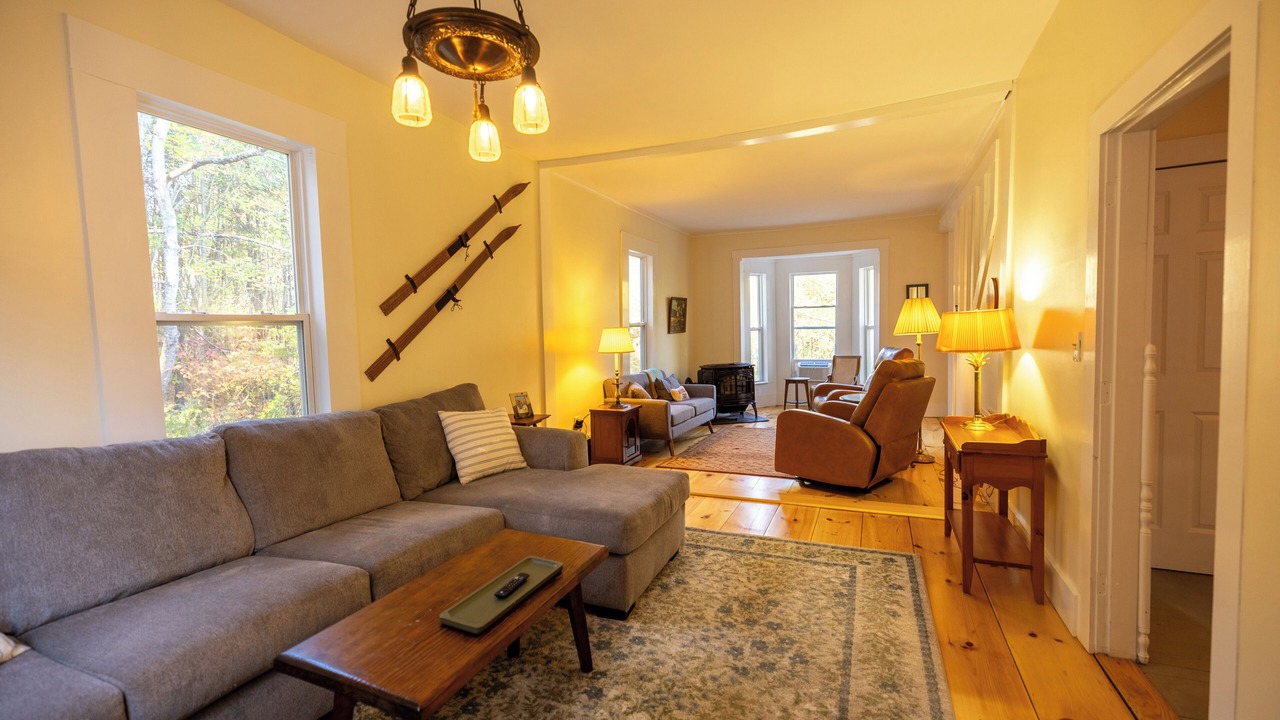 Photo of Livingroom in Campton