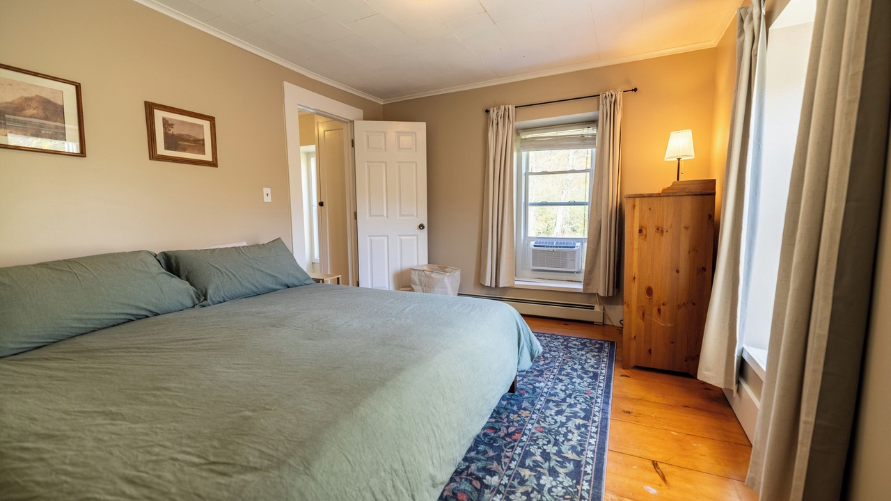 Photo of Bedroom in Campton