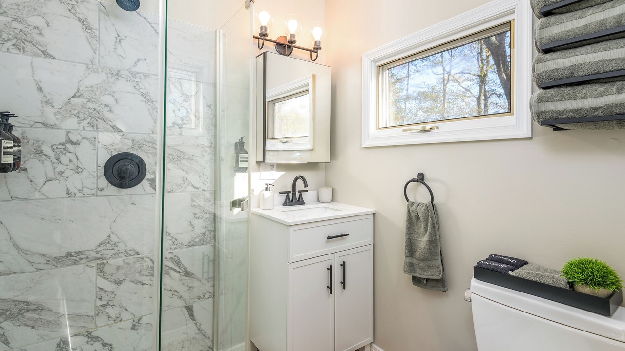 Photo of Bathroom in Lake Harmony Estates