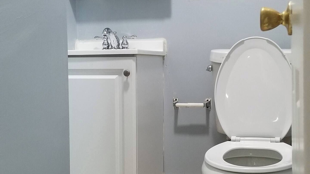 Photo of Bathroom in Roxbury