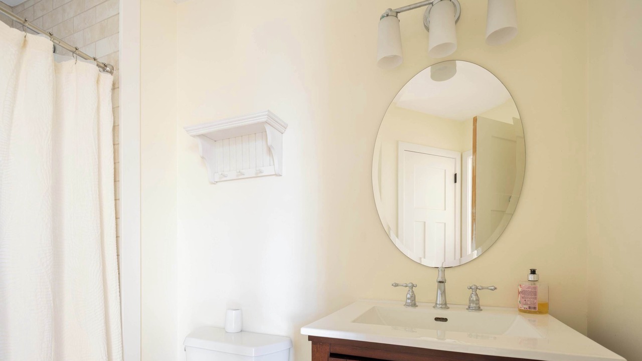 Photo of Bathroom in Shelter Island Heights