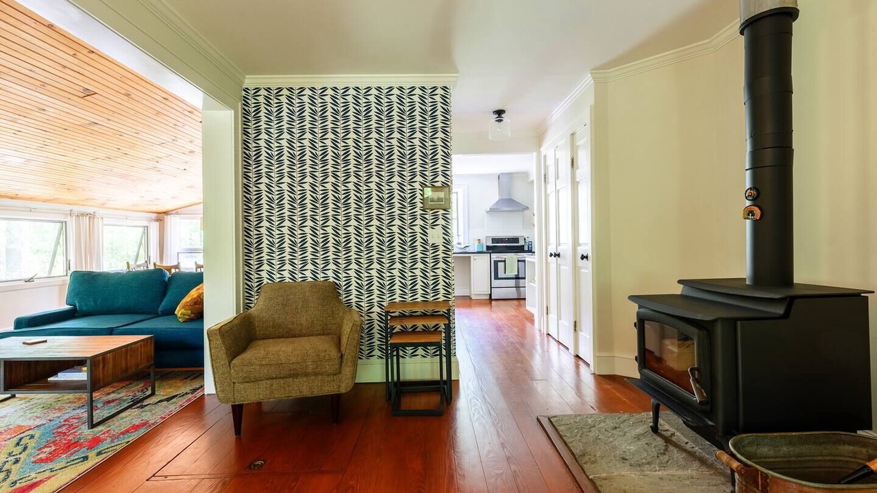 Photo of Livingroom in North Egremont