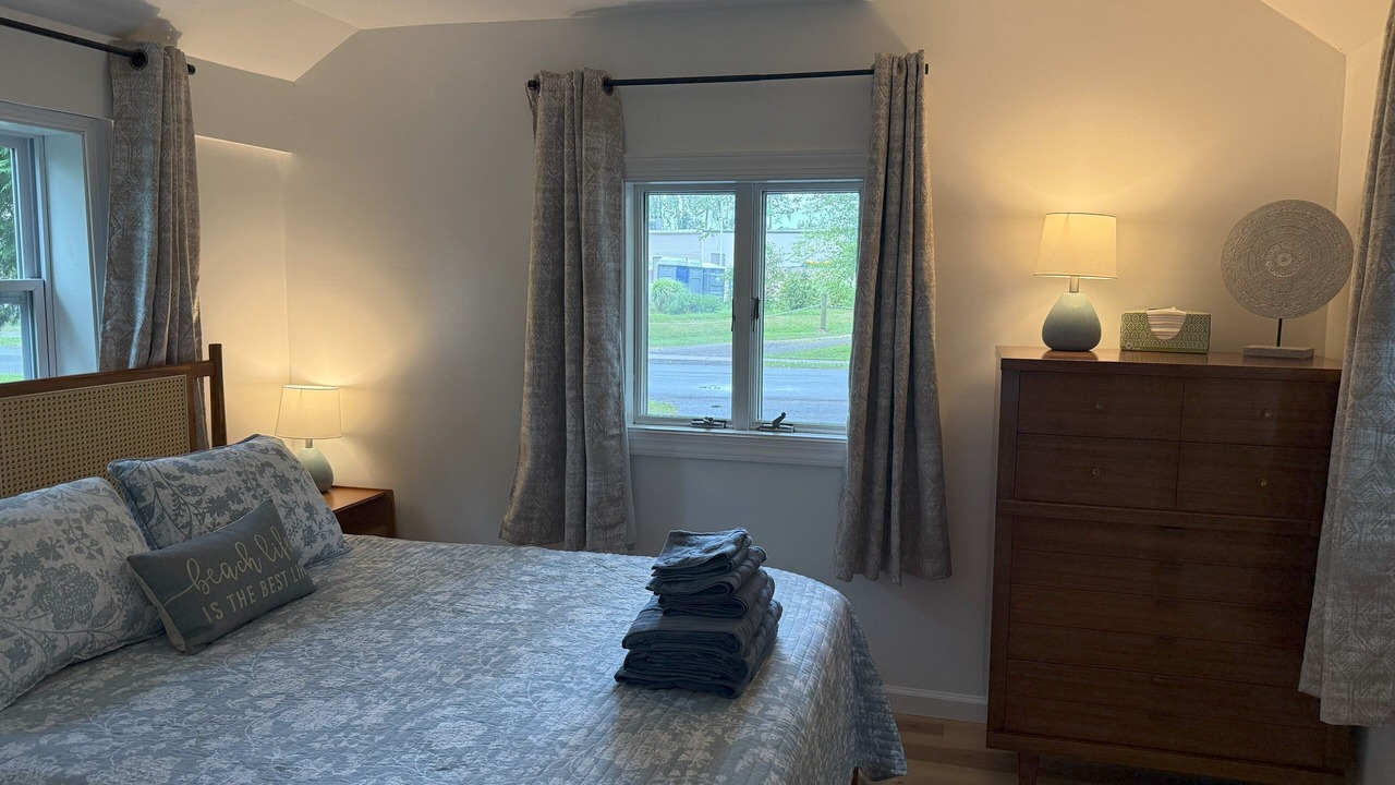 Photo of Bedroom in Sylvan Beach