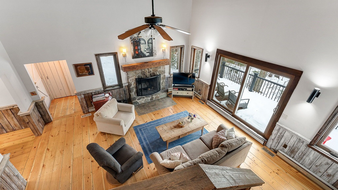Photo of Livingroom in Waitsfield
