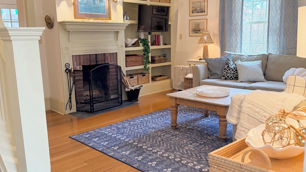 Photo of Livingroom in Portland
