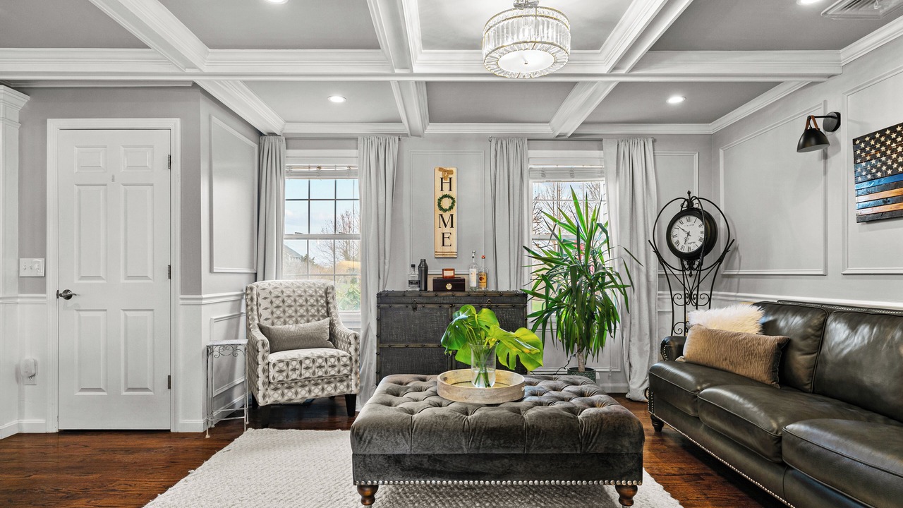 Photo of Livingroom in Newport East
