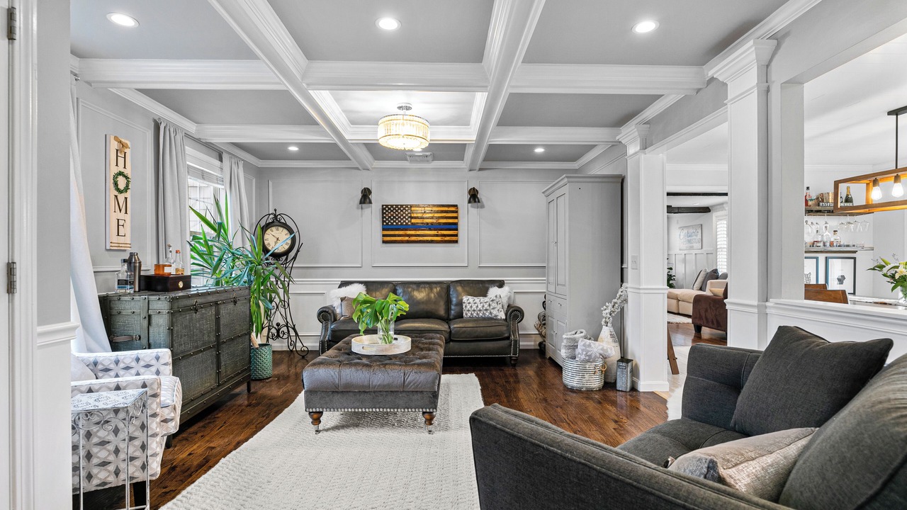 Photo of Livingroom in Newport East